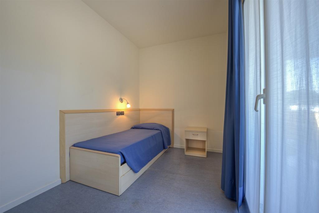 Hotel Minerva Lignano Sabbiadoro Exterior photo